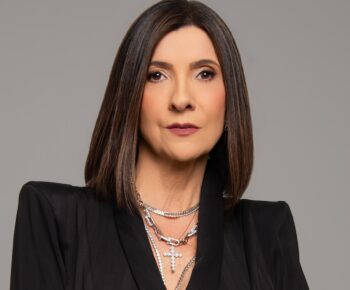 Ester Morgan - Como contratar e engajar equipe de alta performance