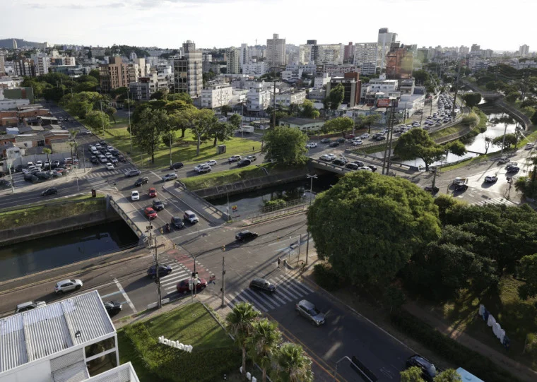 Movimento com 65 entidades se manifesta em defesa da manutenção do Plano Diretor